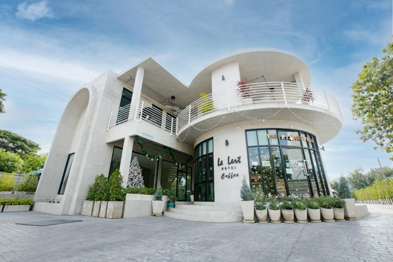 Le Lert Hotel Ratchaburi Esterno foto