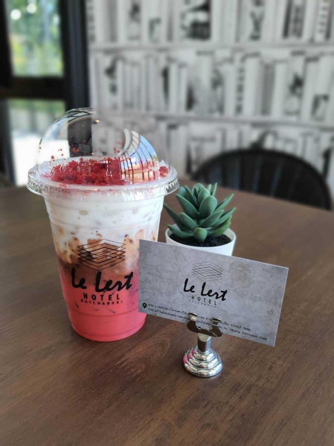 Le Lert Hotel Ratchaburi Esterno foto